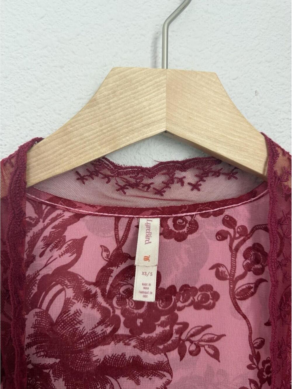 Anthropologie Lyrebird Embroidered Lace-Trim Feminine Satin Duster‎ Kimono Sz XS - Picture 3 of 7